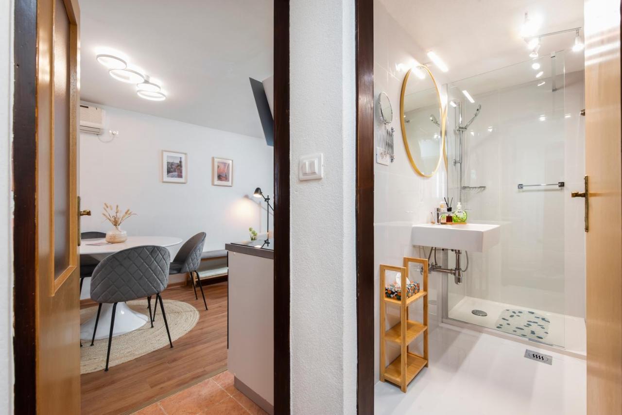 House Elisabeth - A Charming Old Town Property Rovinj Buitenkant foto